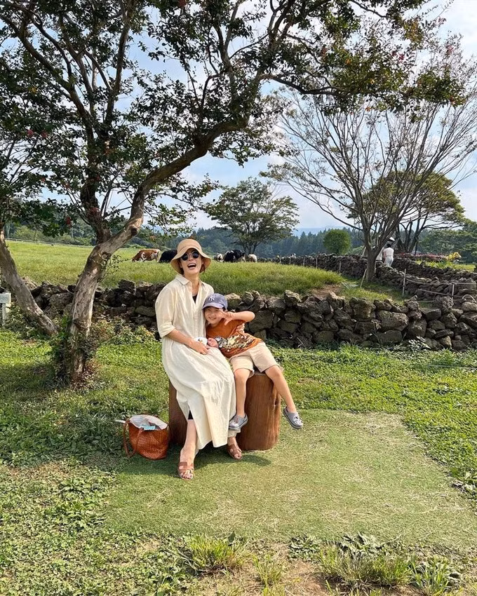 Ngoc nu lan dan hai lan do va niem hanh phuc lam single mom-Hinh-5