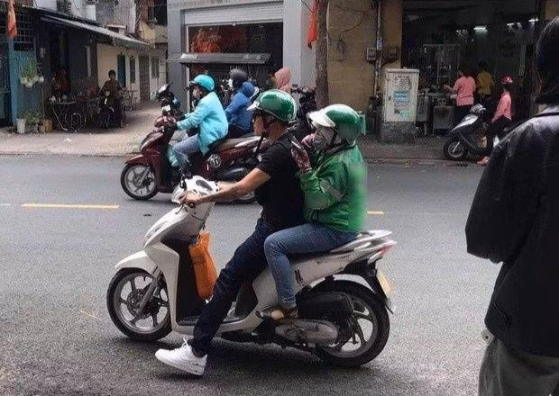 Truong Giang mac vest di xe om, tuong ngoi cuc hai-Hinh-7