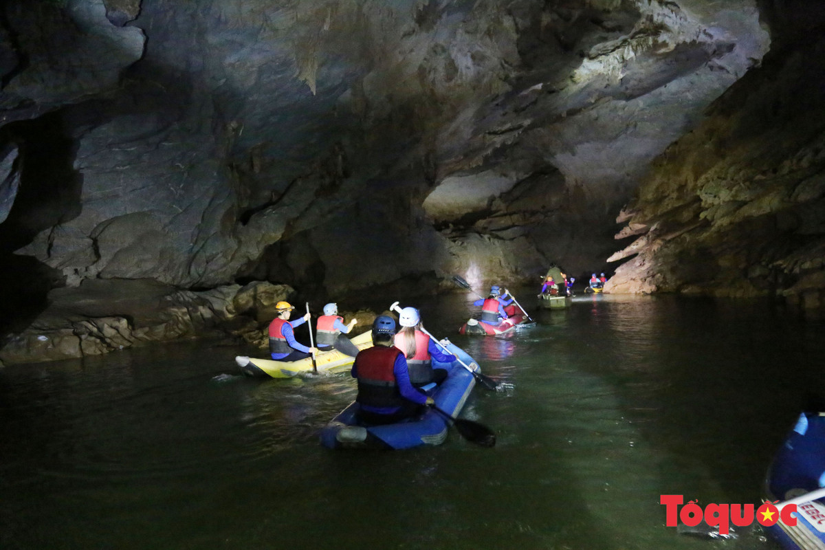 Ky tu co trong hang Bi Ky o Phong Nha – Ke Bang-Hinh-7