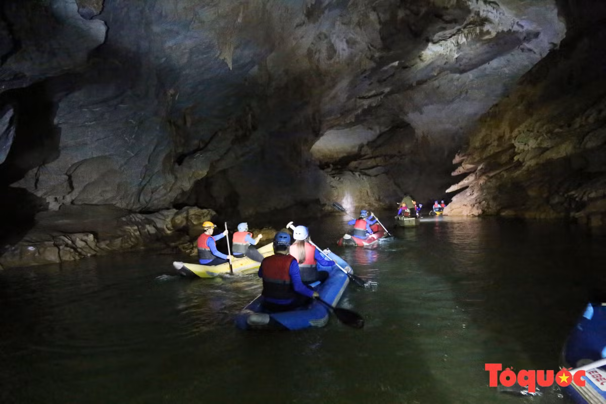 Ky tu co trong hang Bi Ky o Phong Nha – Ke Bang-Hinh-7