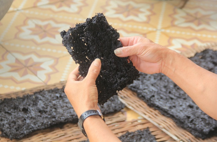 Rong mứt có thể chế biến thành nhiều món ăn như nấu canh, sấy khô, trộn gỏi, xào thịt.