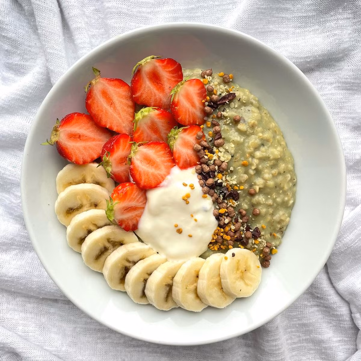 Lan khoe eo hiem hoi cua Angelina Jolie-Hinh-2