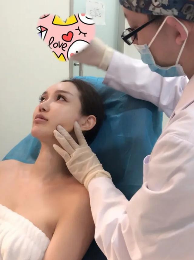 Nguoi phu nu Trung Quoc dung dao keo 300 lan-Hinh-3