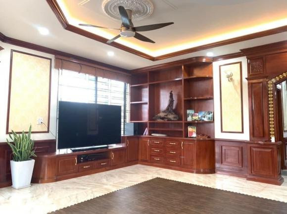 Mẹ đảm Hà Nội trồng 20 cây hoa hồng cổ quanh biệt thự - Hình 7 Me dam Ha Noi trong 20 cay hoa hong co quanh biet thu-Hinh-7