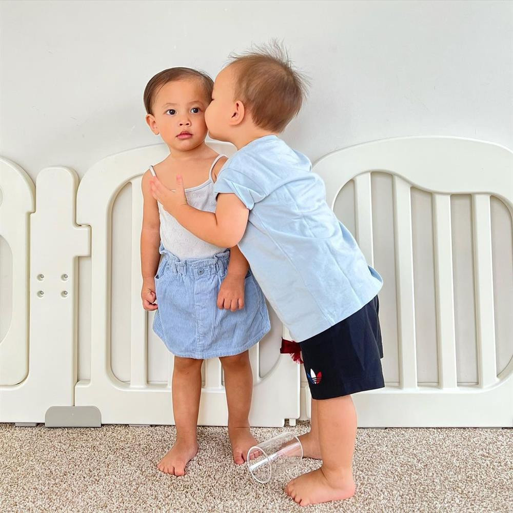 Ho Ngoc Ha gay tranh cai khi nhac bong con gai Lisa-Hinh-10