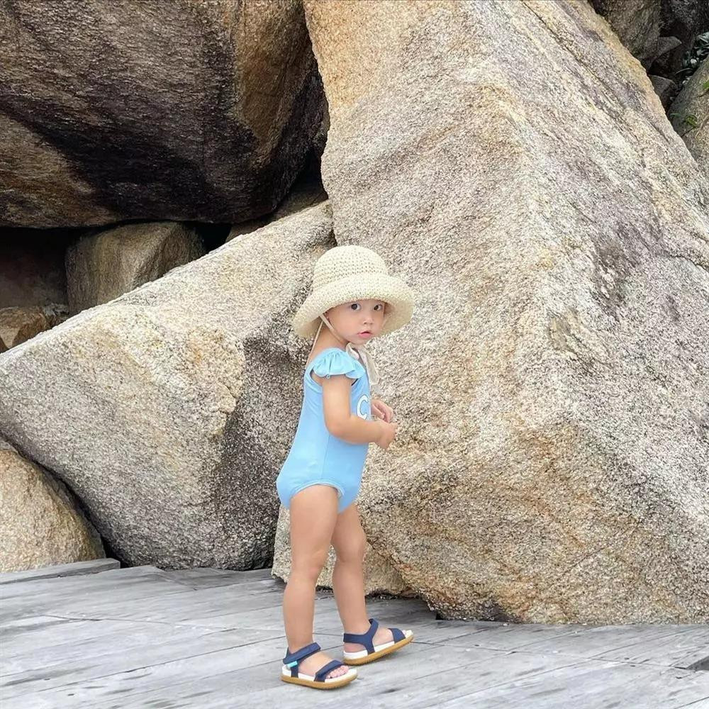 Ho Ngoc Ha gay tranh cai khi nhac bong con gai Lisa-Hinh-7