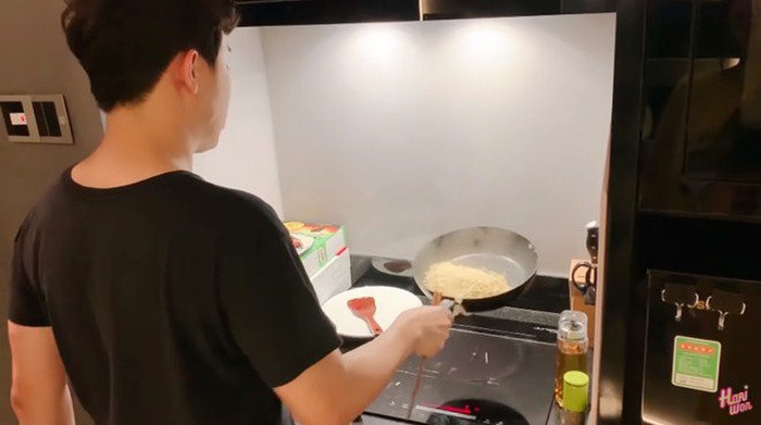 Dan quy ong cham nau an nhat nhi Vbiz-Hinh-4