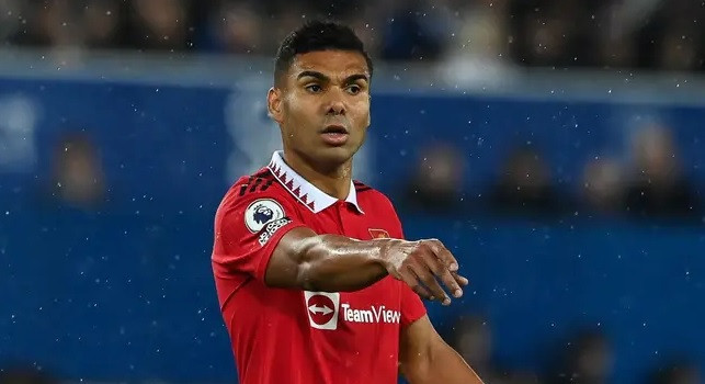 Casemiro tức tốc gọi sếp bự MU sau trận thua bẽ mặt Casemiro tuc toc goi sep bu MU sau tran thua be mat