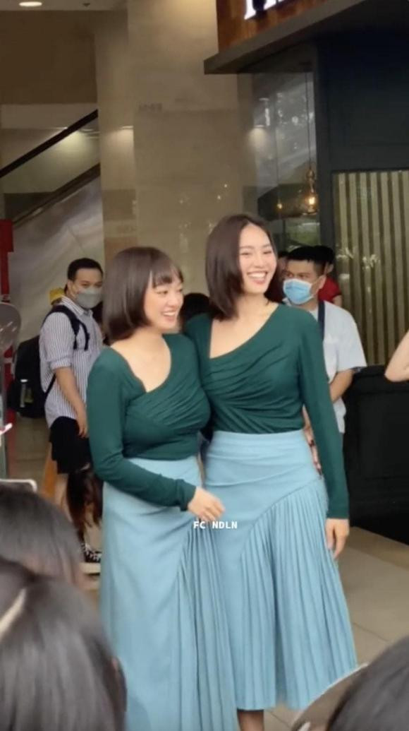 Lan Ngoc ung xu tinh te khi fan goi ten minh