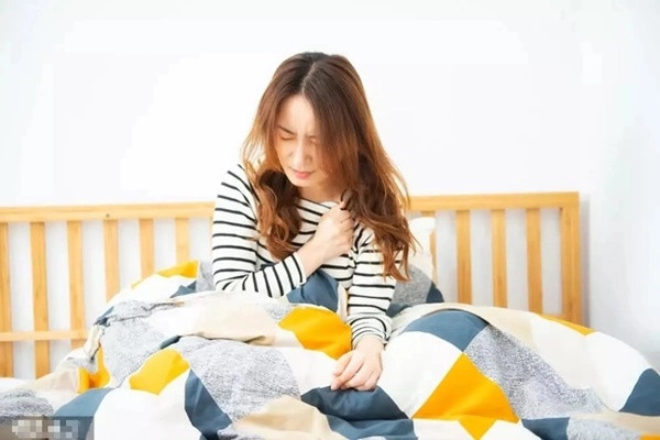 Nguoi dan ong bi suy tim, chi vi mon an mua dong-Hinh-2