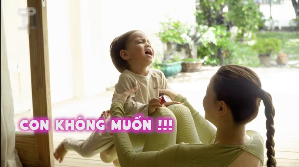 Ha Ho suyt gap nan vi con trai Leon quay pha buoi chup hinh-Hinh-7