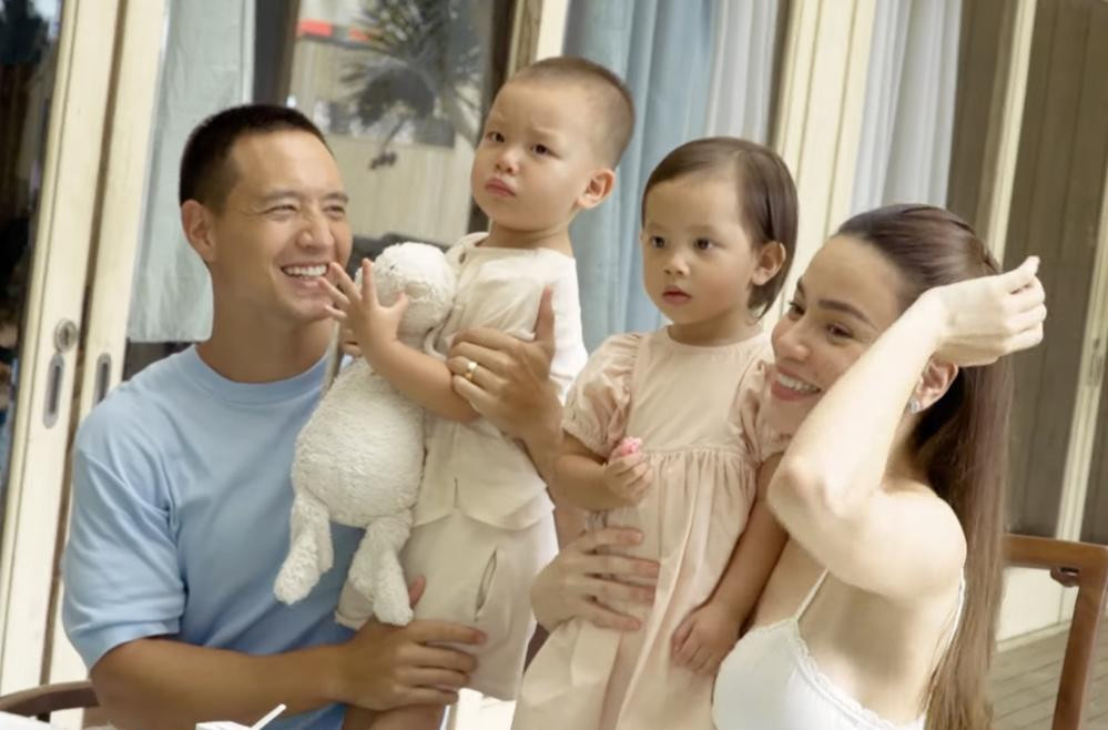 Ha Ho suyt gap nan vi con trai Leon quay pha buoi chup hinh-Hinh-4