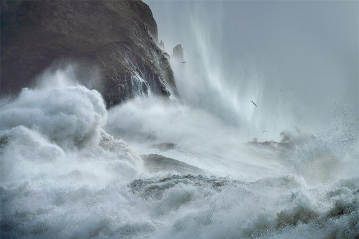 Mũi Disappointment ở Washington (Mỹ) trong ảnh của Gavin Hardcastle hiện lên dữ dội và hùng vĩ.