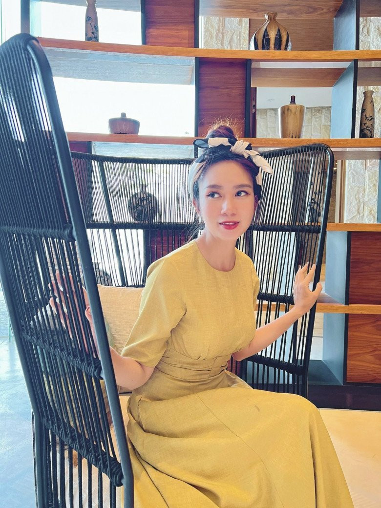 Bà xã Lý Hải có loạt phụ kiện đi biển chị em thích mê Ba xa Ly Hai co loat phu kien di bien chi em thich me