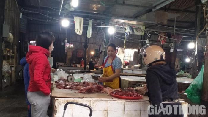 Nghich ly gia thit lon: Giam tu chuong den cho