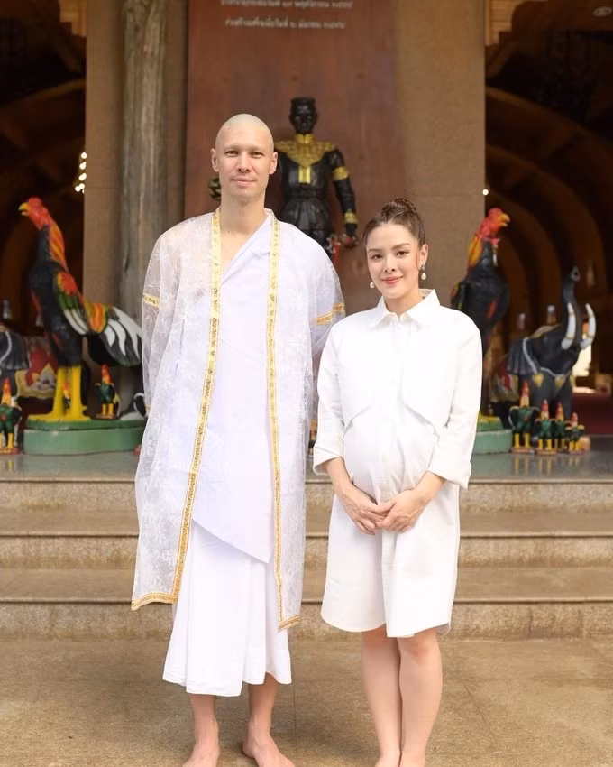 Matthew bên vợ - nữ diễn viên kiêm ca sĩ người Thái Lan - Lydia Sarunrat Visutthithada, Lydia đang mang thai người con thứ 3 (Ảnh: Instagram NV).