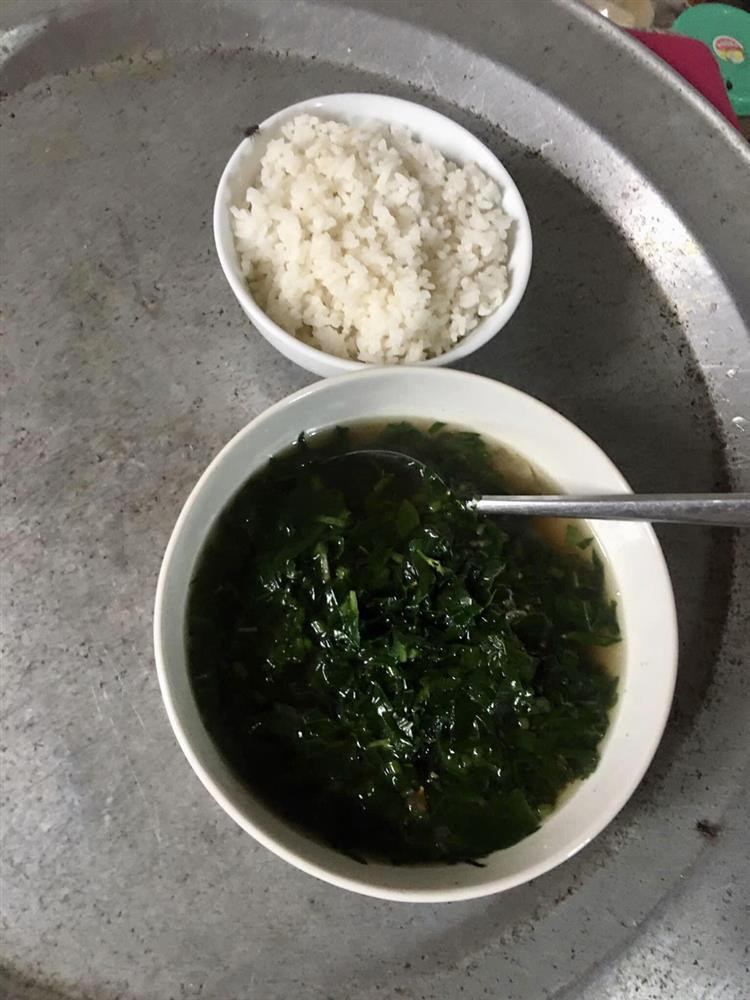 Mam com cu co dung 1 mon, me chong giai thich nghe uat nghen