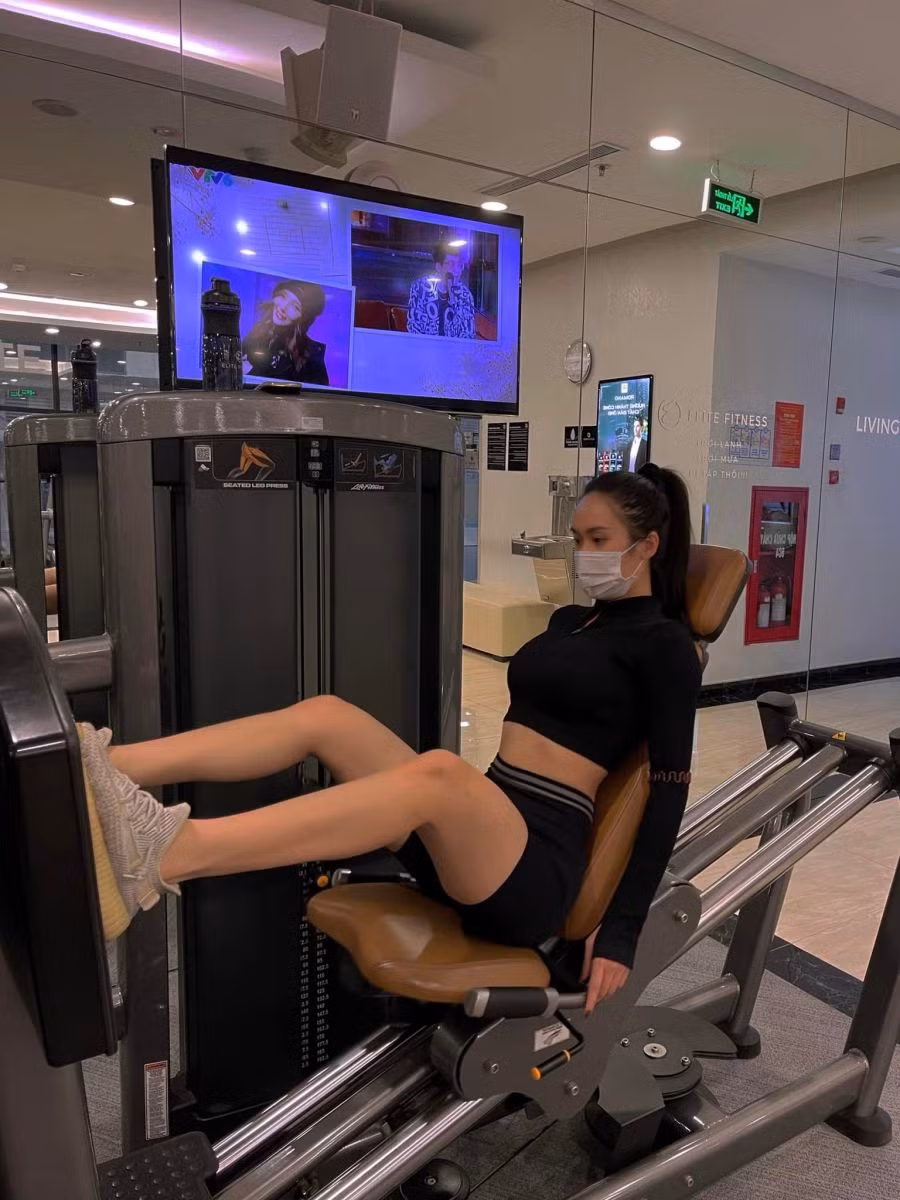 Vũ Thuý Quỳnh chọn tập gym để duy trì thân hình săn chắc. Các bài tập cô chọn đa phần đều hướng tới mục tiêu chung là "độ" body quyến rũ. Với một thí sinh hoa hậu, thân hình cần vẻ đẹp phồn thực, quyến rũ và có độ sexy nhất định. Trong khi đó, người mẫu thông thường chỉ cần được thân hình cân đối và vóc dáng mảnh mai.