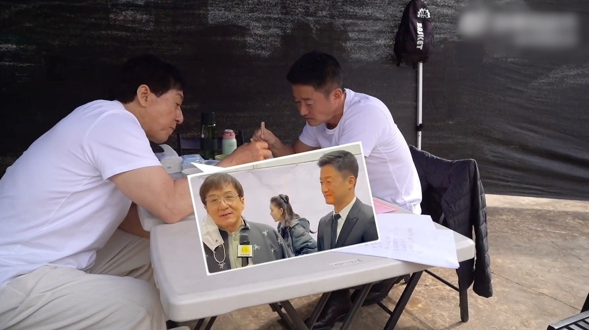 Ngo Kinh than tho vi Thanh Long tiet kiem an uong