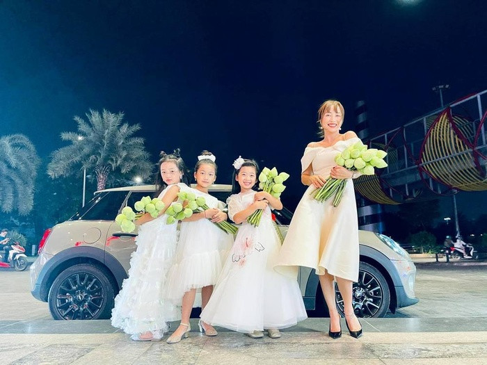 Con gai co dien vien Mai Phuong: Tu lap, thanh tich hoc xuat sac-Hinh-13