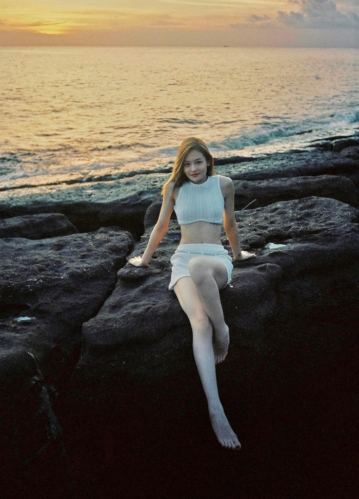 Sao nữ Vbiz khiến netizen ngả nghiêng vì body 'cực khét' - Hình 5 Sao nu Vbiz khien netizen nga nghieng vi body 'cuc khet'-Hinh-5