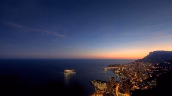 12 ngay toi, bon chom sao dai thang, 