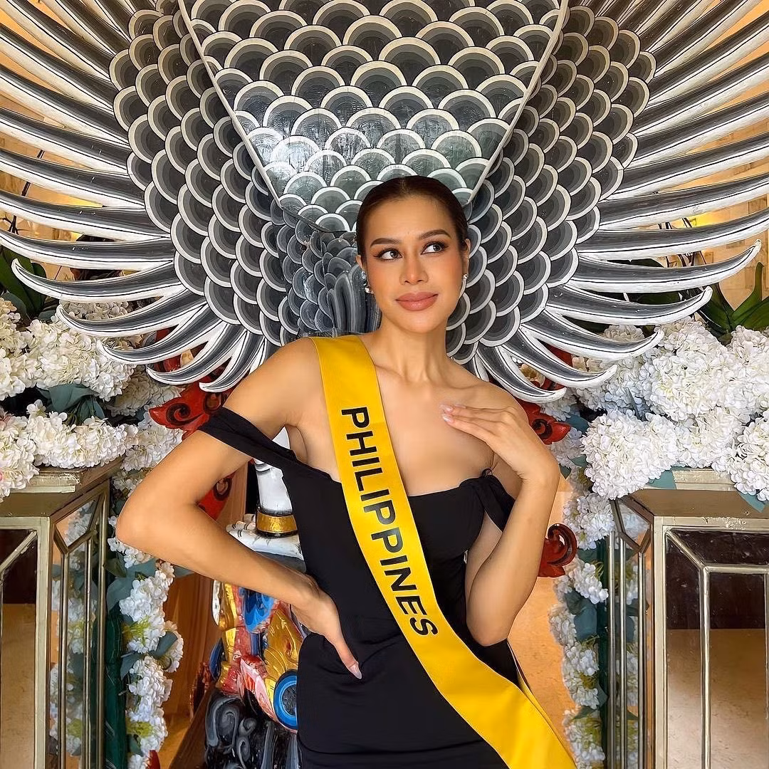 Hiện, trên trang cá nhân, người đẹp chưa thông báo về tin vui trở thành Á hậu 5. Cô có hình thể đẹp, được đánh giá nổi trội về kỹ năng trình diễn.