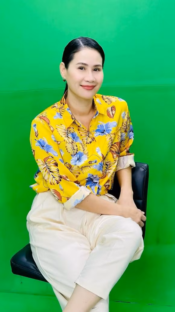 Than Thuy Ha khoe nha tang me dip cuoi nam-Hinh-7