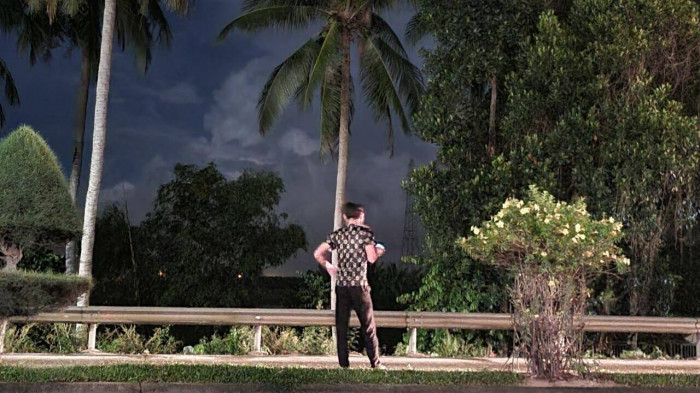 Cát tặc lại lộng hành, khai thác xuyên đêm tại Quảng Ngãi - Hình 2 Cat tac lai long hanh, khai thac xuyen dem tai Quang Ngai-Hinh-2