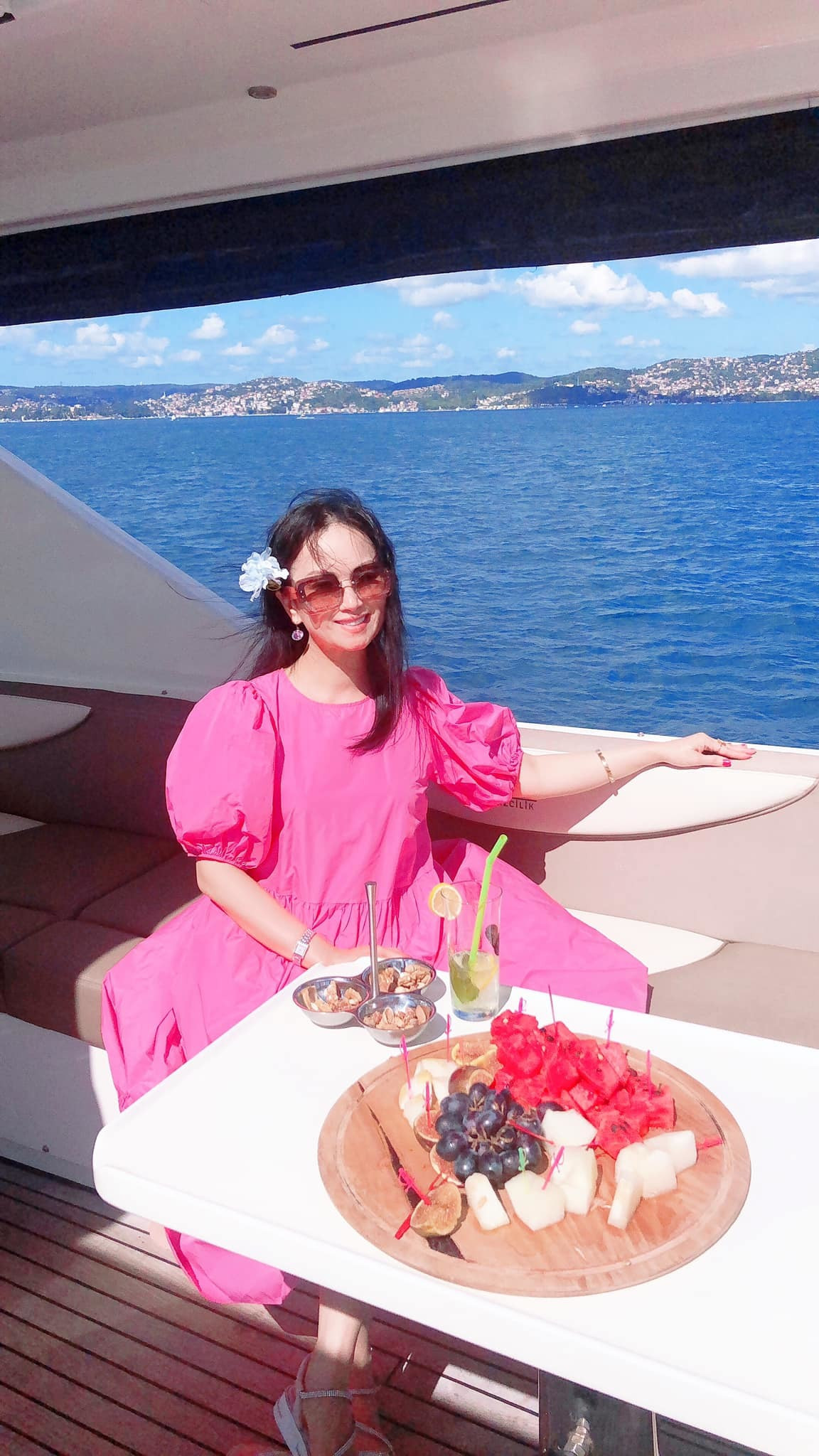 Hon nhan hanh phuc cua 3 chi em ca si giau nhat showbiz Viet-Hinh-5