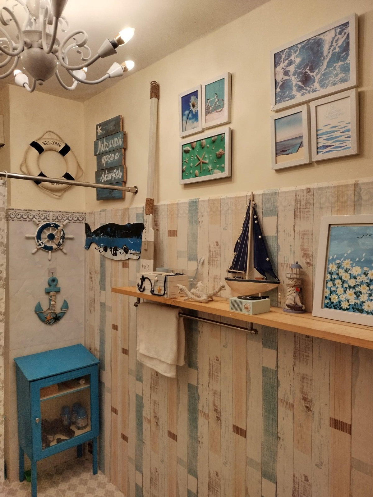 Chang trai cai tao phong theo phong cach lang chai ven bien chau Au-Hinh-7