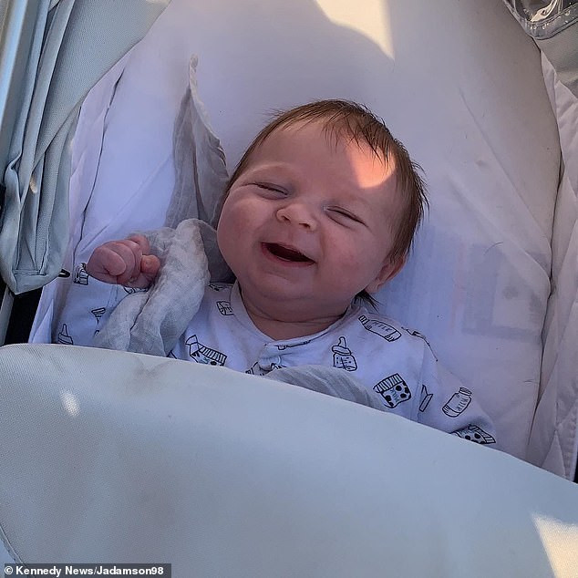 Ba me bat chap lenh cam van mang con nho toi giang duong-Hinh-5