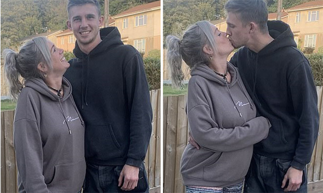 Bà mẹ bất chấp lệnh cấm vẫn mang con nhỏ tới giảng đường - Hình 4 Ba me bat chap lenh cam van mang con nho toi giang duong-Hinh-4