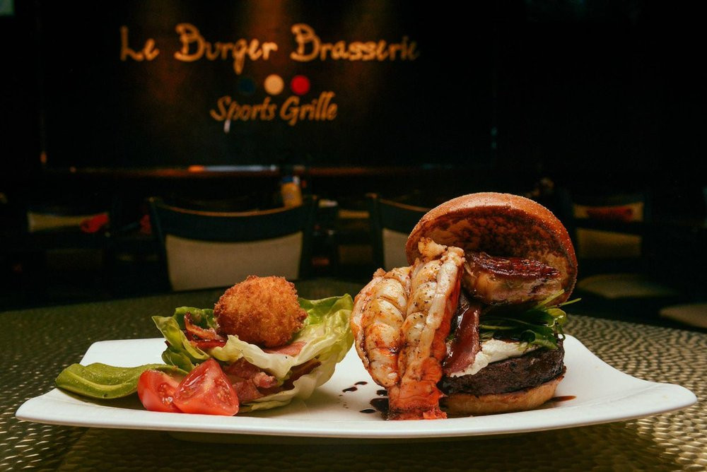 Những bữa ăn đắt đỏ, giá mỗi bữa bằng tiền ăn cả tháng ảnh 1 Những bữa ăn đắt đỏ, giá mỗi bữa bằng tiền ăn cả tháng ảnh 1