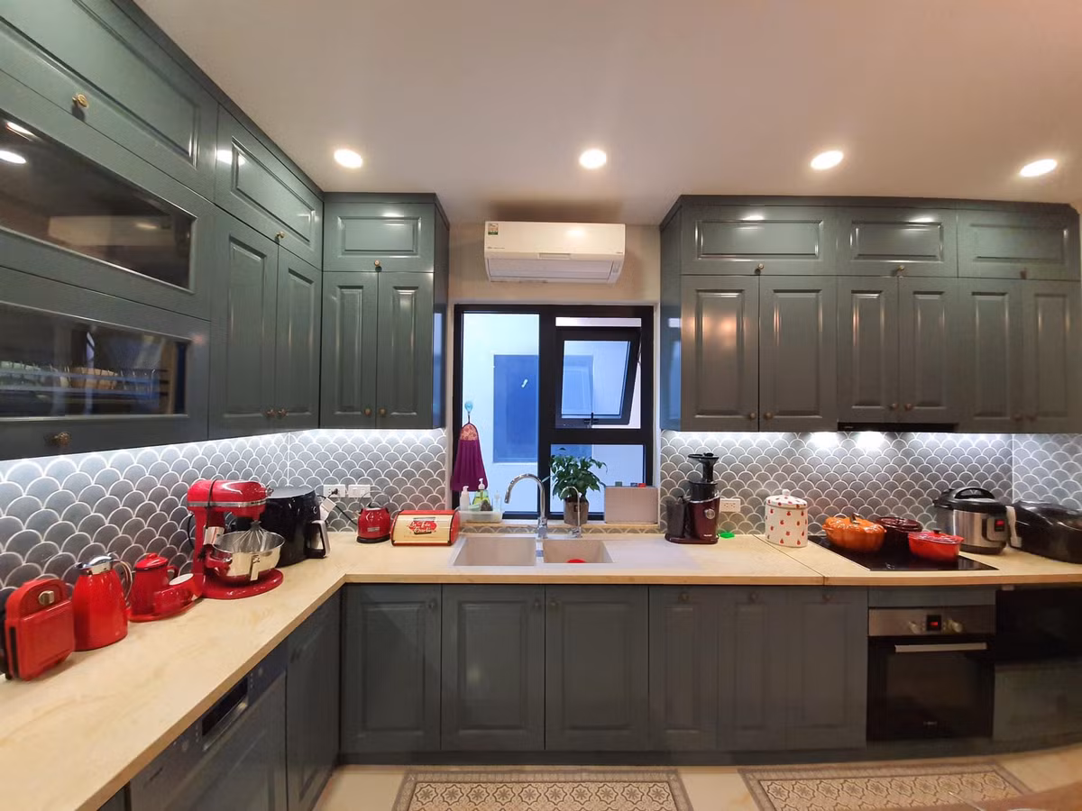 Căn bếp là nguồn cảm hứng cho chị nấu được những món ngon cho gia đình.