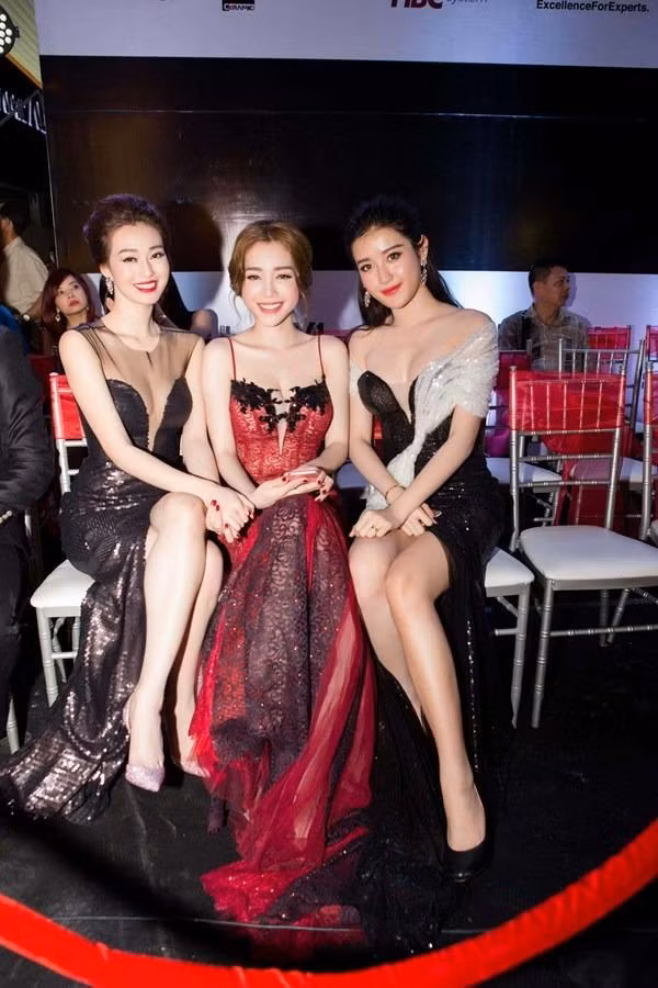 Có thể nhận thấy sự nổi bật của Khánh My và Huyền My trước Elly Trần.
