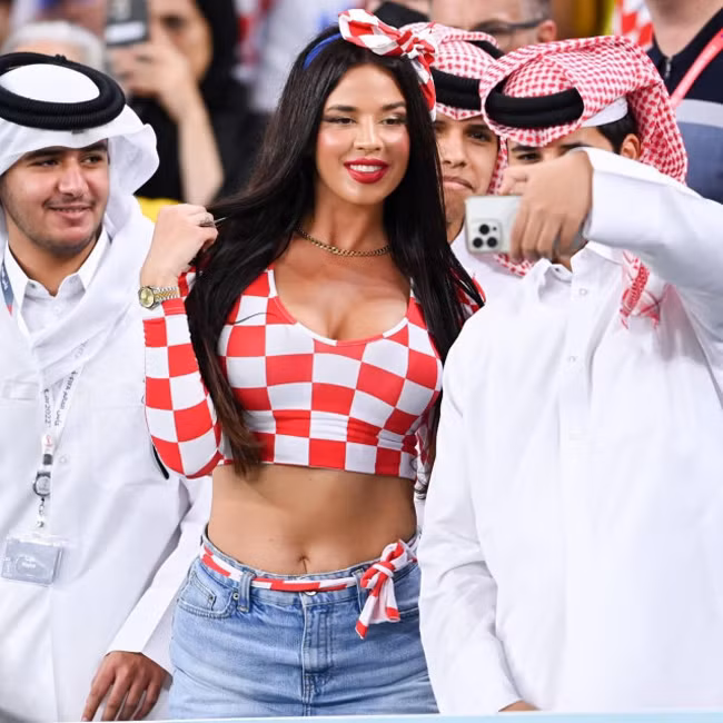 Co dong vien Croatia, Brazil tranh ngoi phong cach boc lua