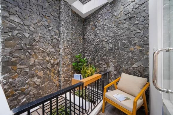 Vo chong tu thiet ke nha mat pho voi san thuong cuc chill-Hinh-4