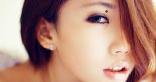 Dự đoán, nếu người này tính tình lương thiện, làm ăn tử tế thì sau 40 tuổi sẽ có thêm đất, cất thêm nhà. Đến tuổi vãn niên, họ có thể tạo ra nhiều của cải dư giả đến tận đời con cháu. * Thông tin mang tính chất tham khảo, chiêm nghiệm