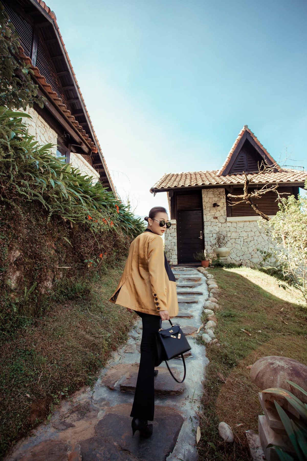 5 nữ diễn viên VTV chịu chi cho hàng hiệu - Hình 4 5 nu dien vien VTV chiu chi cho hang hieu-Hinh-4