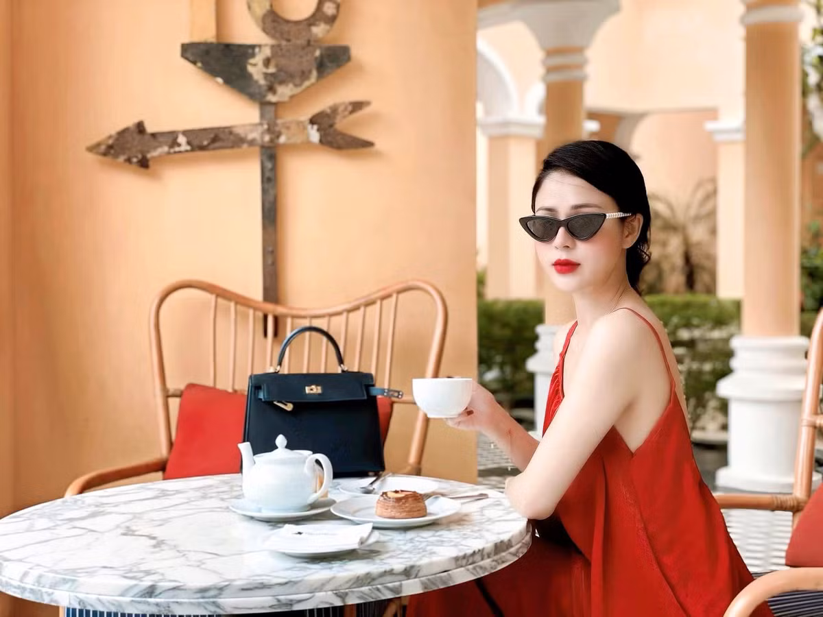 5 nữ diễn viên VTV chịu chi cho hàng hiệu - Hình 18 5 nu dien vien VTV chiu chi cho hang hieu-Hinh-18