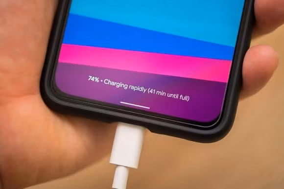 6 meo nho giup sac pin dien thoai nhanh nhat co the-Hinh-4