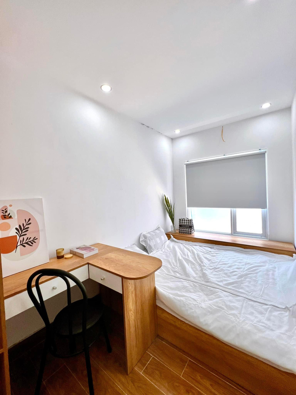 Nhà phố có cửa sổ bốn bề, lấy sáng và gió từ biển vào ảnh 8