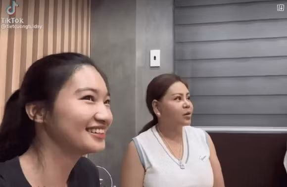 Vo Tiet Cuong lan dau gap go Le Giang-Hinh-3