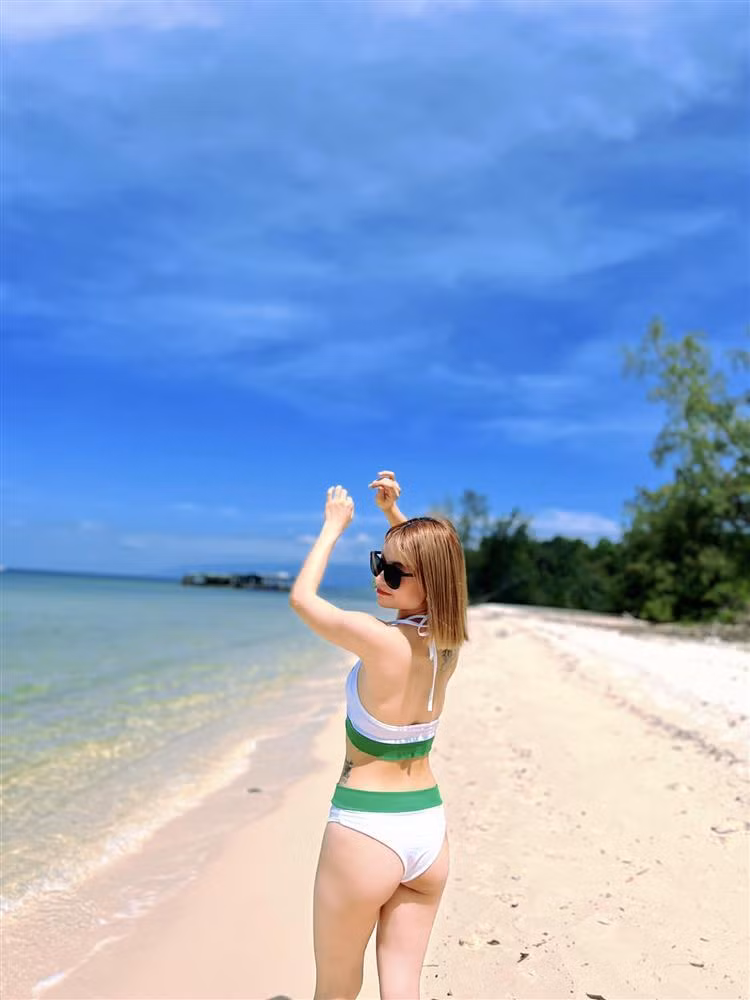 Vo Mac Van Khoa bi so sanh voi vo Le Duong Bao Lam