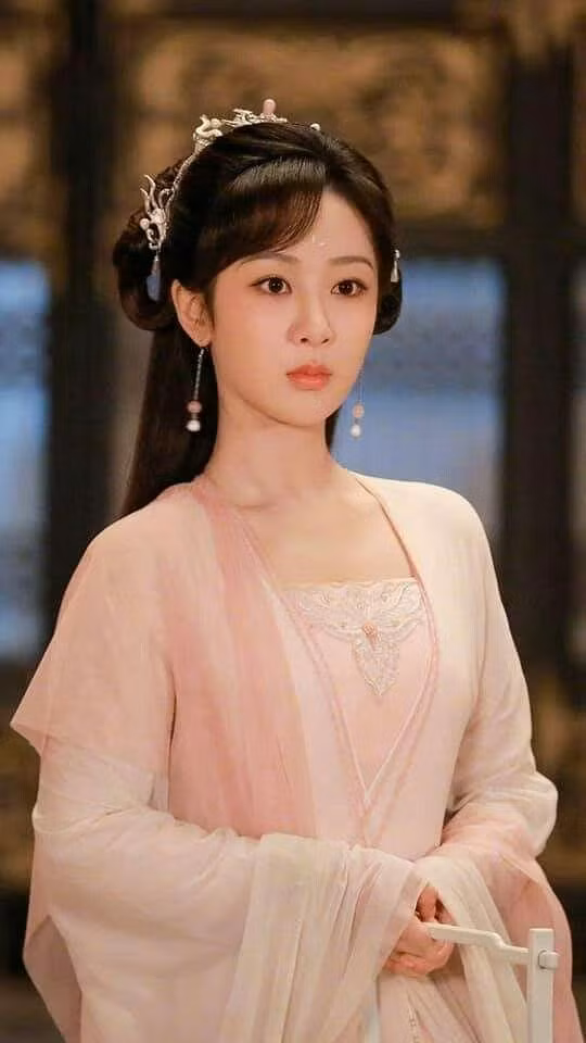 4 nam Huong Mat Tua Khoi Suong: Dang Luan 