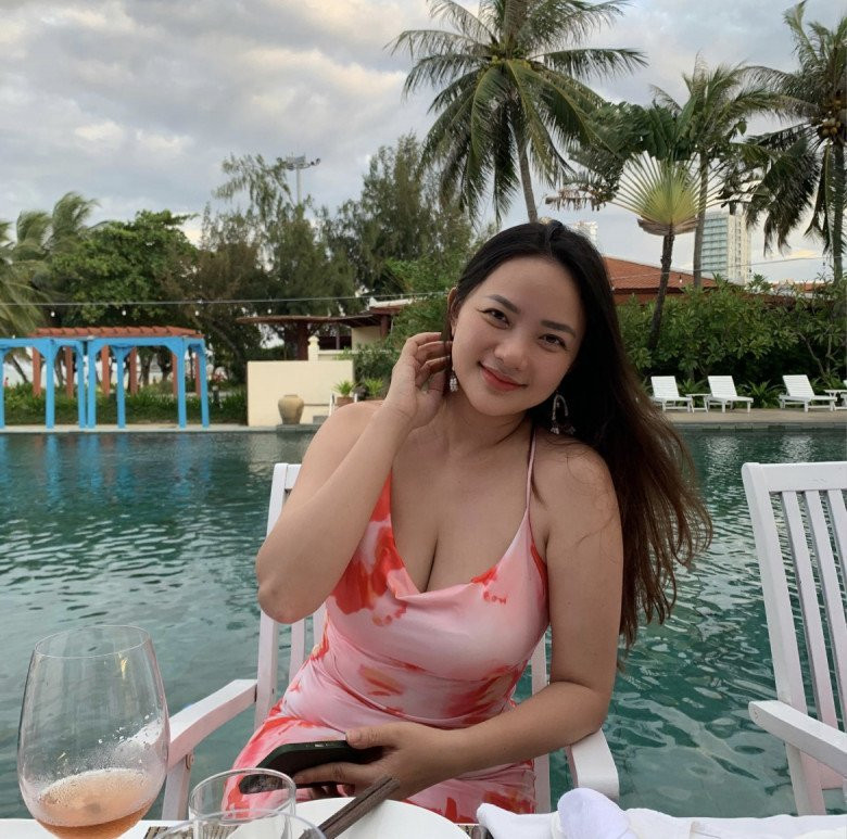 Phan Như Thảo xinh đẹp hơn nhờ cách khử môi thâm này - Hình 6 Phan Nhu Thao xinh dep hon nho cach khu moi tham nay-Hinh-6