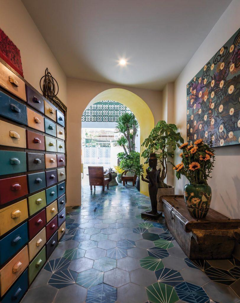 Nha pho dien tich nho tro thanh resort xanh voi ho boi that la-Hinh-18