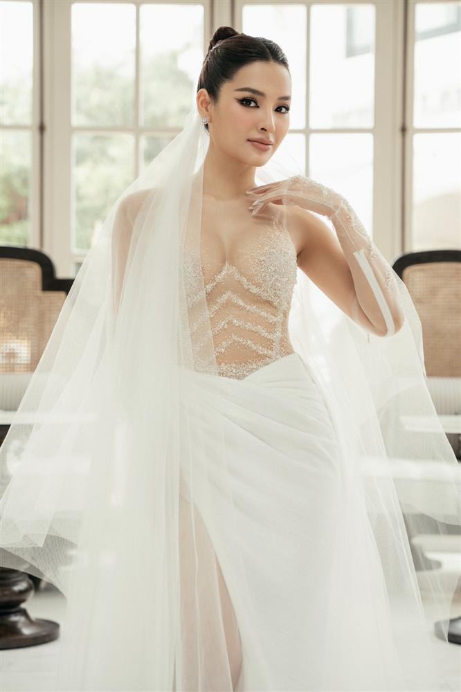 iếm cặp đôi nào có thể chi số tiền lớn để thực hiện bộ ảnh cưới hoành tráng như hai diễn viên.