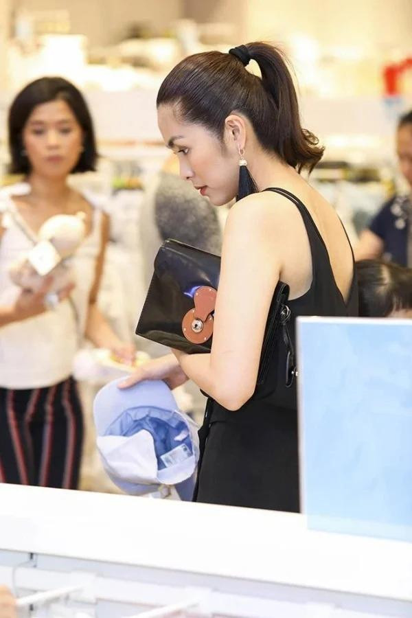 Khoanh khac chup len Tang Thanh Ha 'dim cung khong chim'-Hinh-12